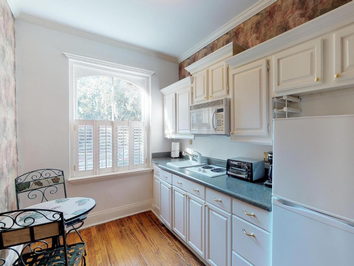 Southern Charm On Liberty Savannah Extérieur photo